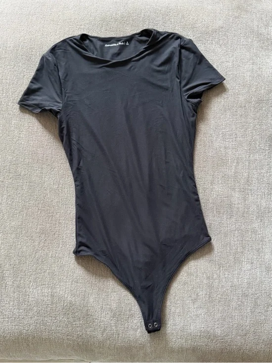 Sold - Picture 2 of 5